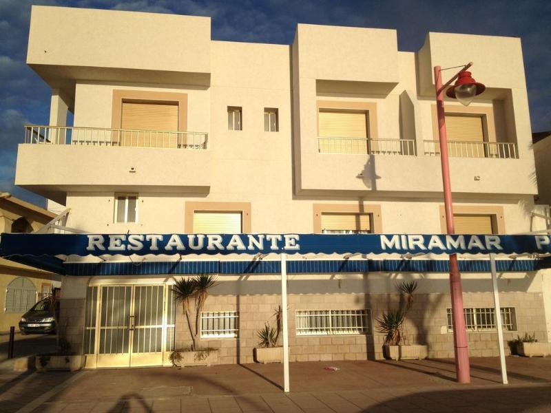 Miramar Hotel การ์โบเนรัส ภายนอก รูปภาพ